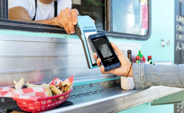 How to Use Samsung Pay at Dunkin' Donuts